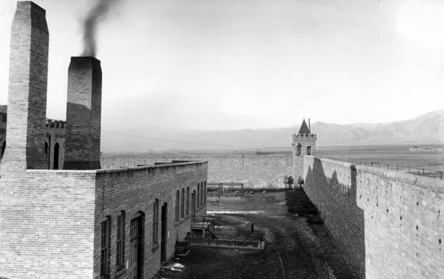 A photo Sugar House Penitentiary taken on Nov. 17, 1903. (Photo: Utah Divison of History)