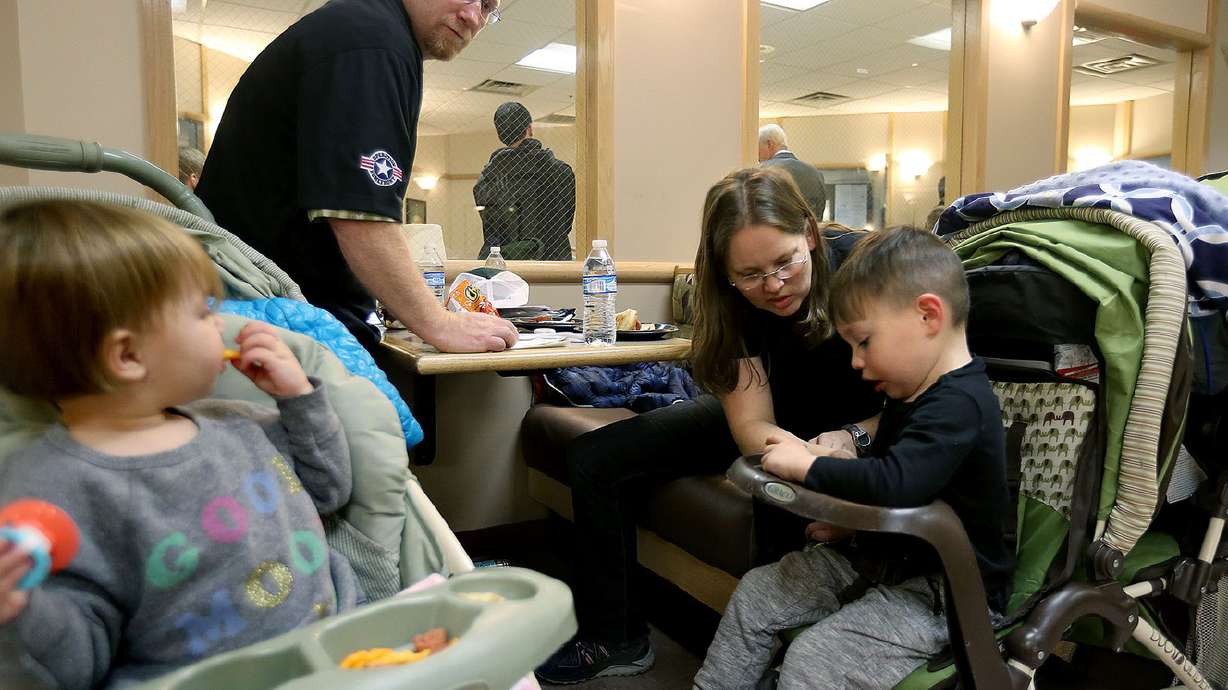 Draper family honored for military service with free groceries for a year