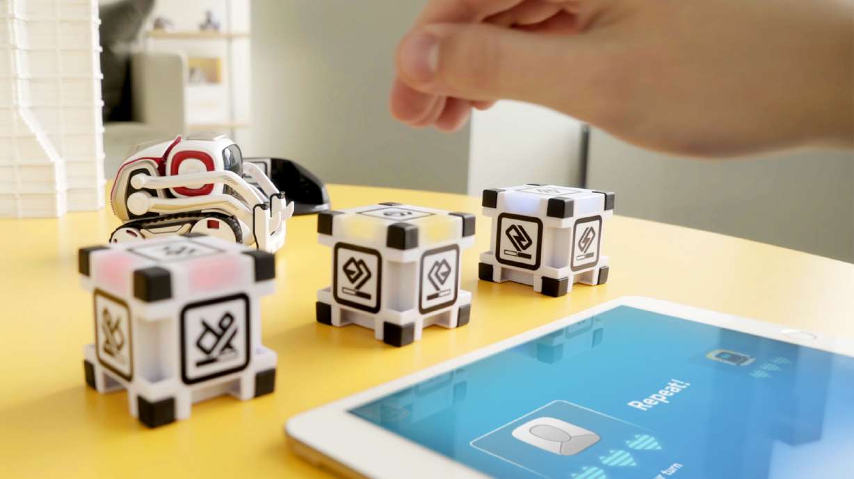 Get ready to build! Hands-on toys that teach are hot items