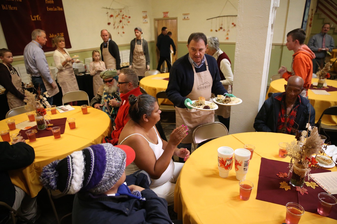 Governor helps serve Thanksgiving dinner at the Rescue Mission of Salt Lake
