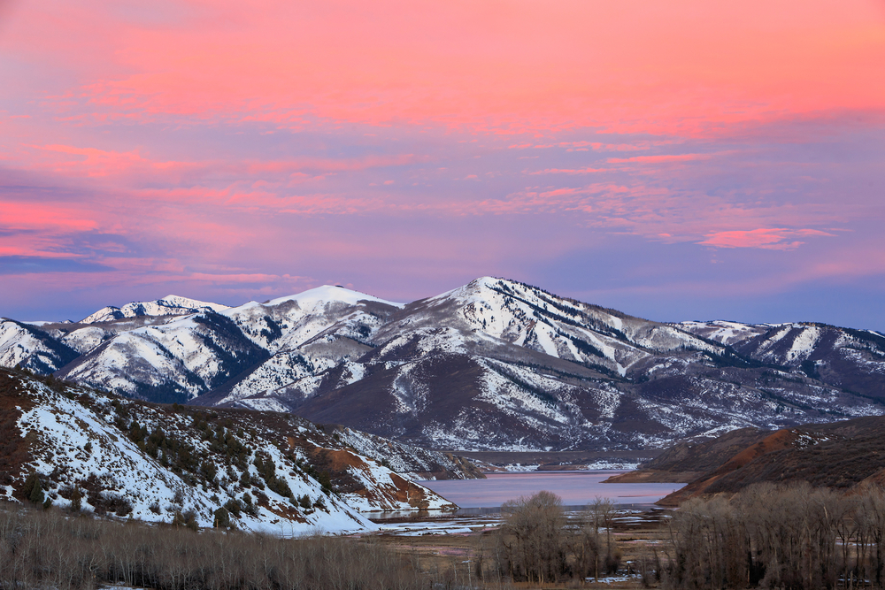 Rocky Mountains ski resorts delay Thanksgiving openings