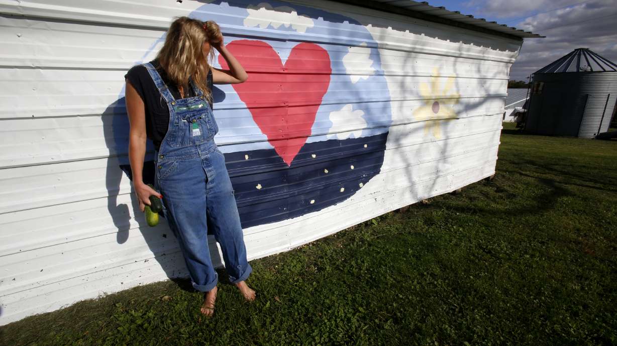 Singer-songwriter dumps LA for Iowa farm to do it her way