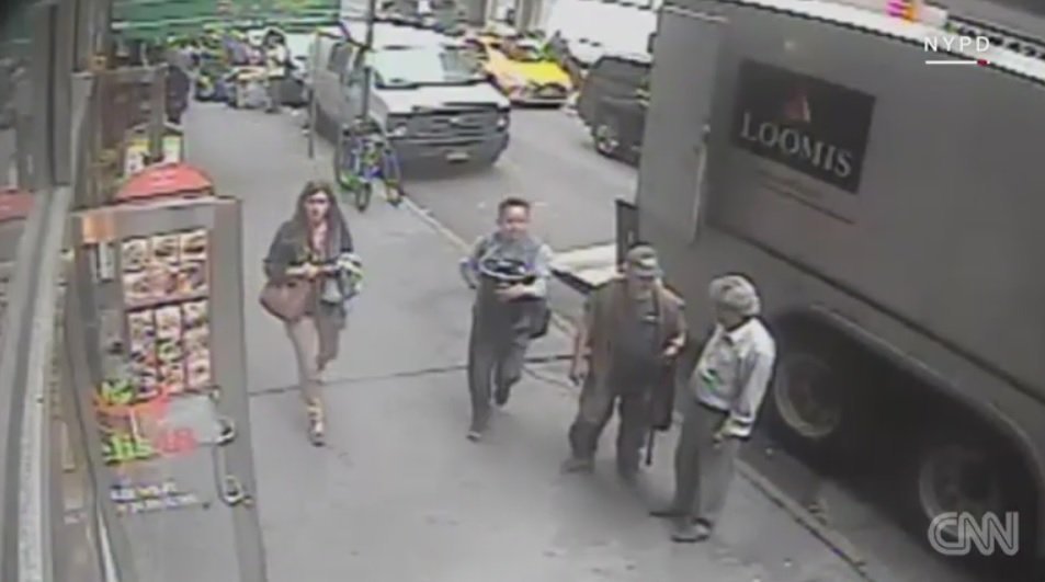 A man stole an aluminum bucket full of gold flakes valued at $1.6 million from the back of an unattended truck in midtown Manhattan on September 29, 2016. The pail weighed approximately 86 pounds. (Photo: NYPD)