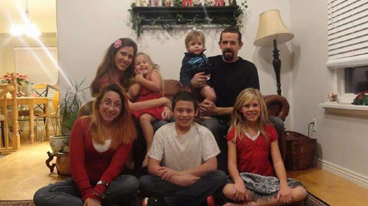 Son uses CPR to help save mother after she suffers seizure