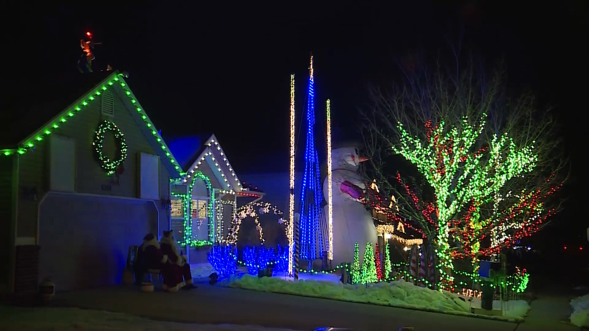 There are probably a few Christmas lights in your neighborhood. It’s likely you have some lights of your own. But chances are yours look nothing like a West Valley man's house. (KSL TV)