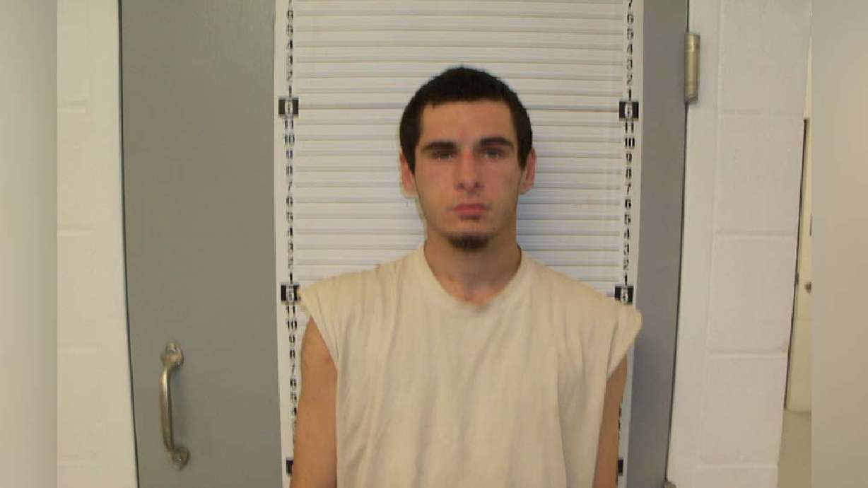 Green River man arrested in connection with burglary of elementary school