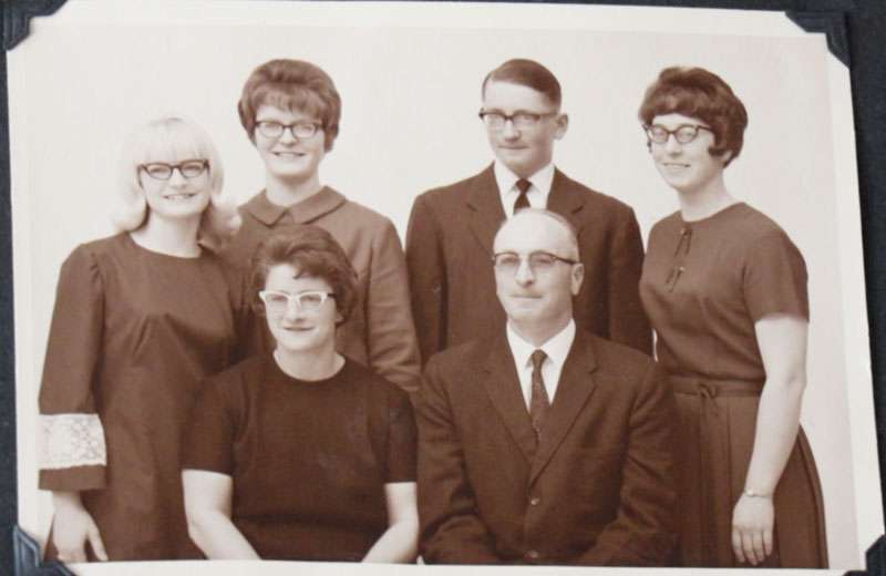 The Potter family in May 1967. From left, top to bottom: Paula Potter, Kathy Potter, Steven Potter, Nancy Potter, Helen Potter and Neldon Potter. Photo: EastIdahoNews.com