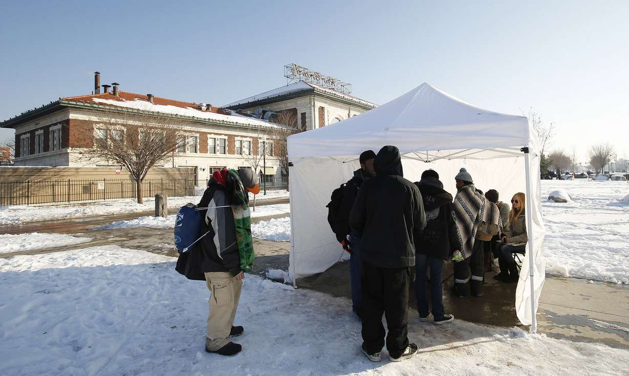 Syringes are handed out during an exchange program in Salt Lake City on Thursday, Dec. 29, 2016. Social worker Mindy Vincent, a former drug addict who is now clean and who lost a sister to an overdose, decided to start Utah's first syringe exchange program. (Photo: Jeffrey D. Allred, Deseret News)