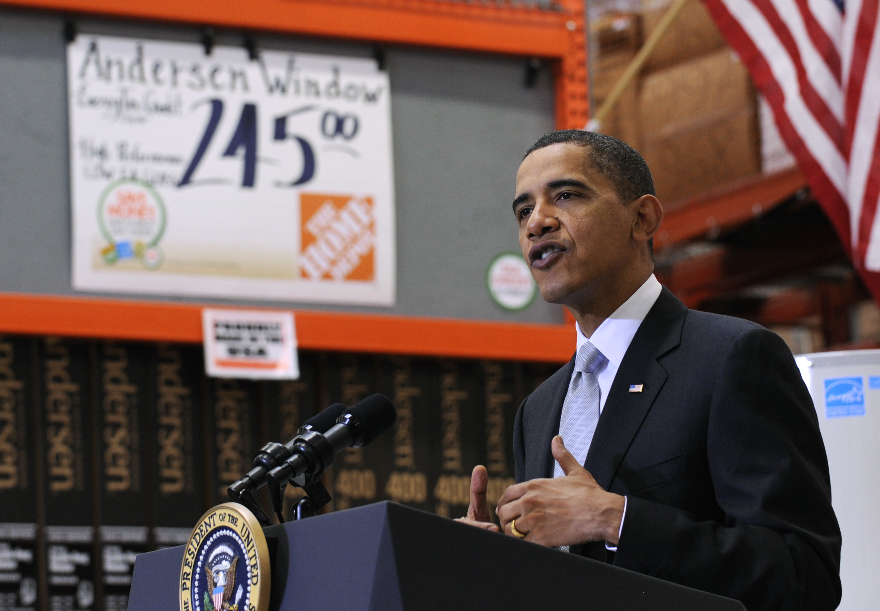Obama's final jobs report: Big pay gain, slower hiring
