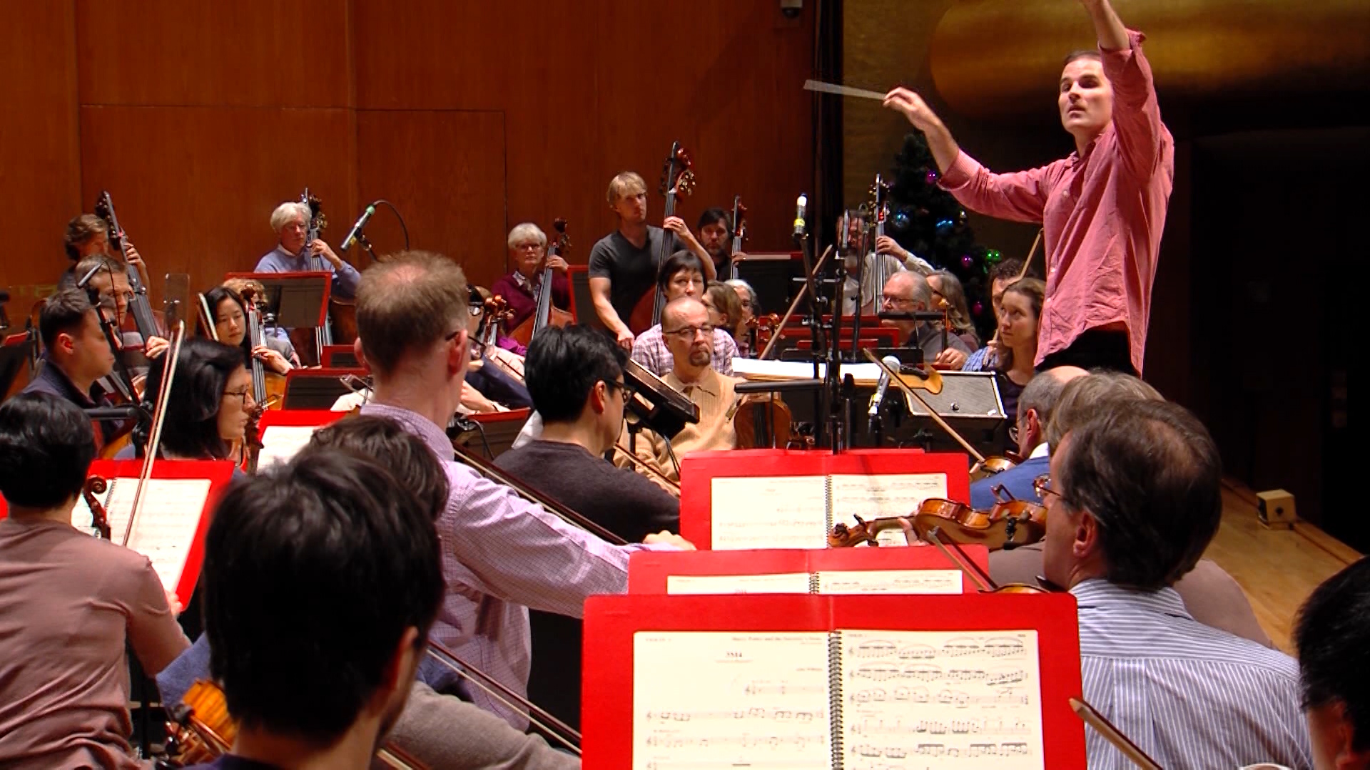 Fifteen years after the first Harry Potter movie opened, the film hit the big screen in Salt Lake again this holiday season. KSL went behind the scenes as dozens of musicians got ready to accompany the boy wizard on his inaugural visit to Hogwarts. (KSL TV)