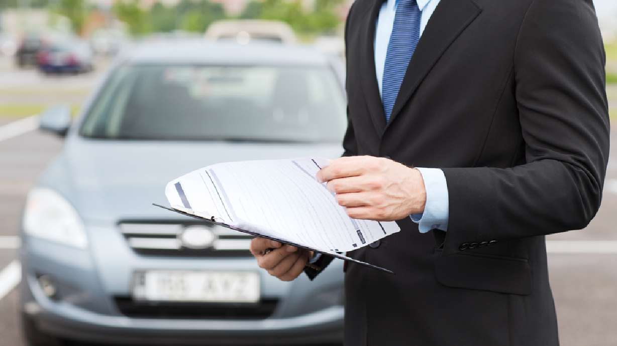 5 tips for saving on auto insurance