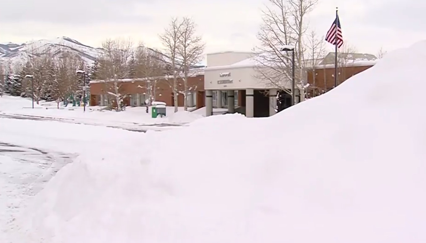 State School Board member wants requirement to make up snow days waived