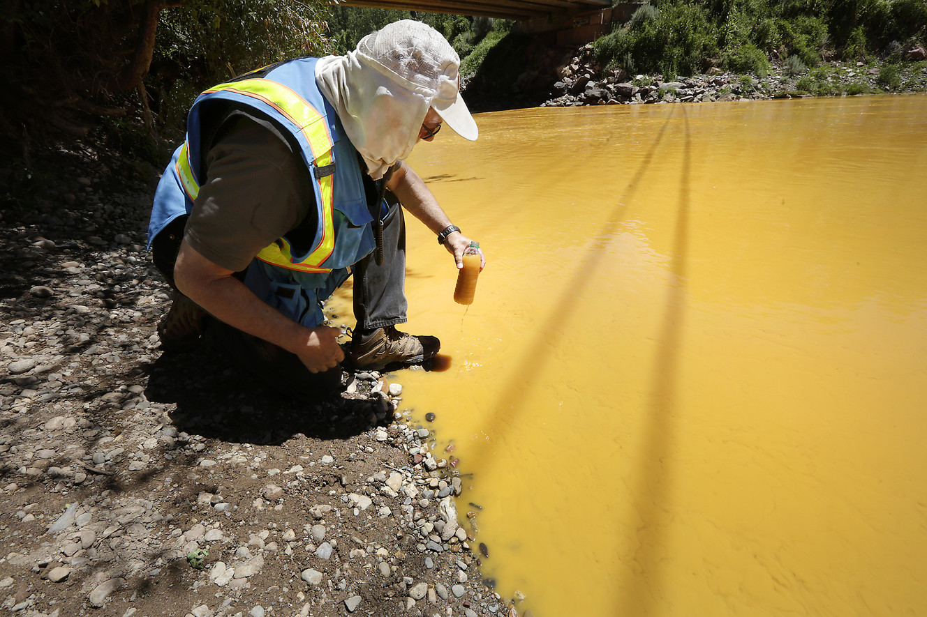 EPA says it can't pay damages from mine spill