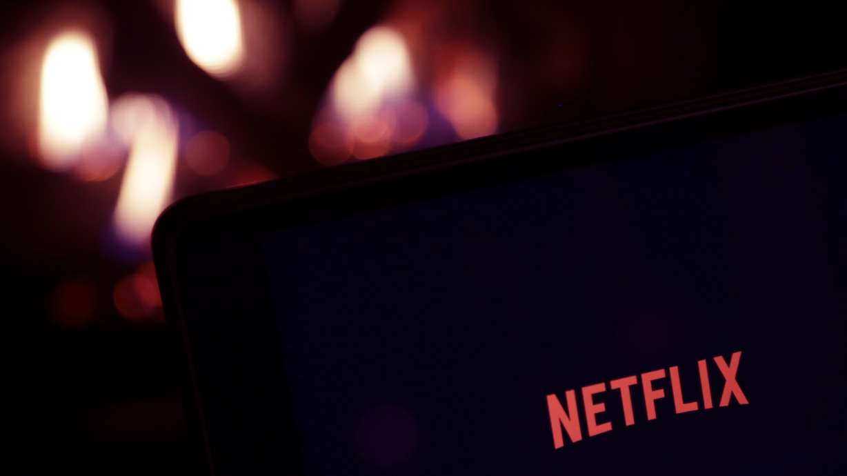 Netflix's shrinking DVD service faces uncertain future