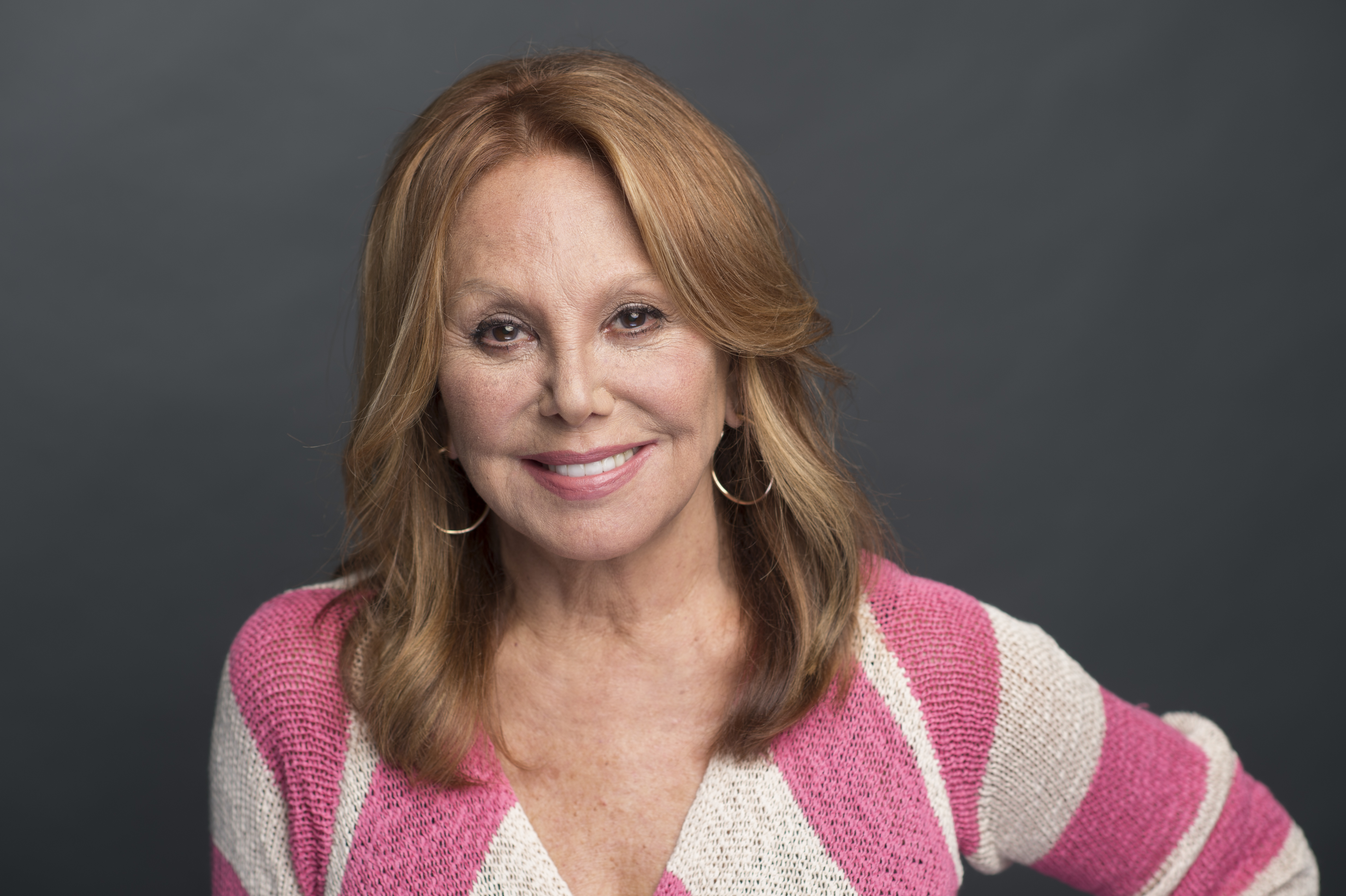 Marlo Thomas hopes change can happen from inside the closet