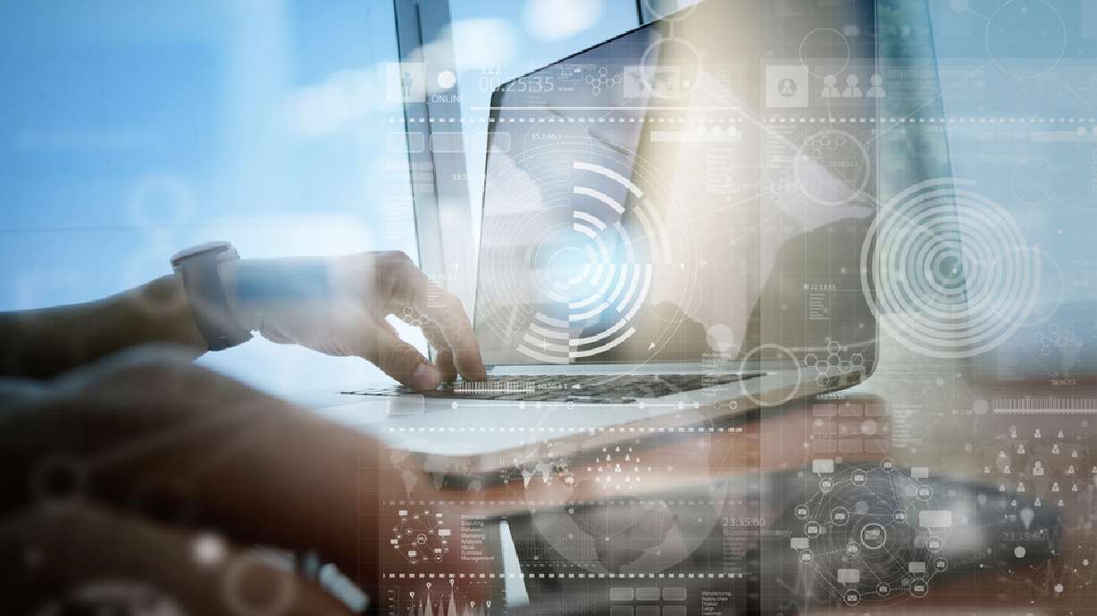 5 ways to keep yourself safe from hackers in 2017