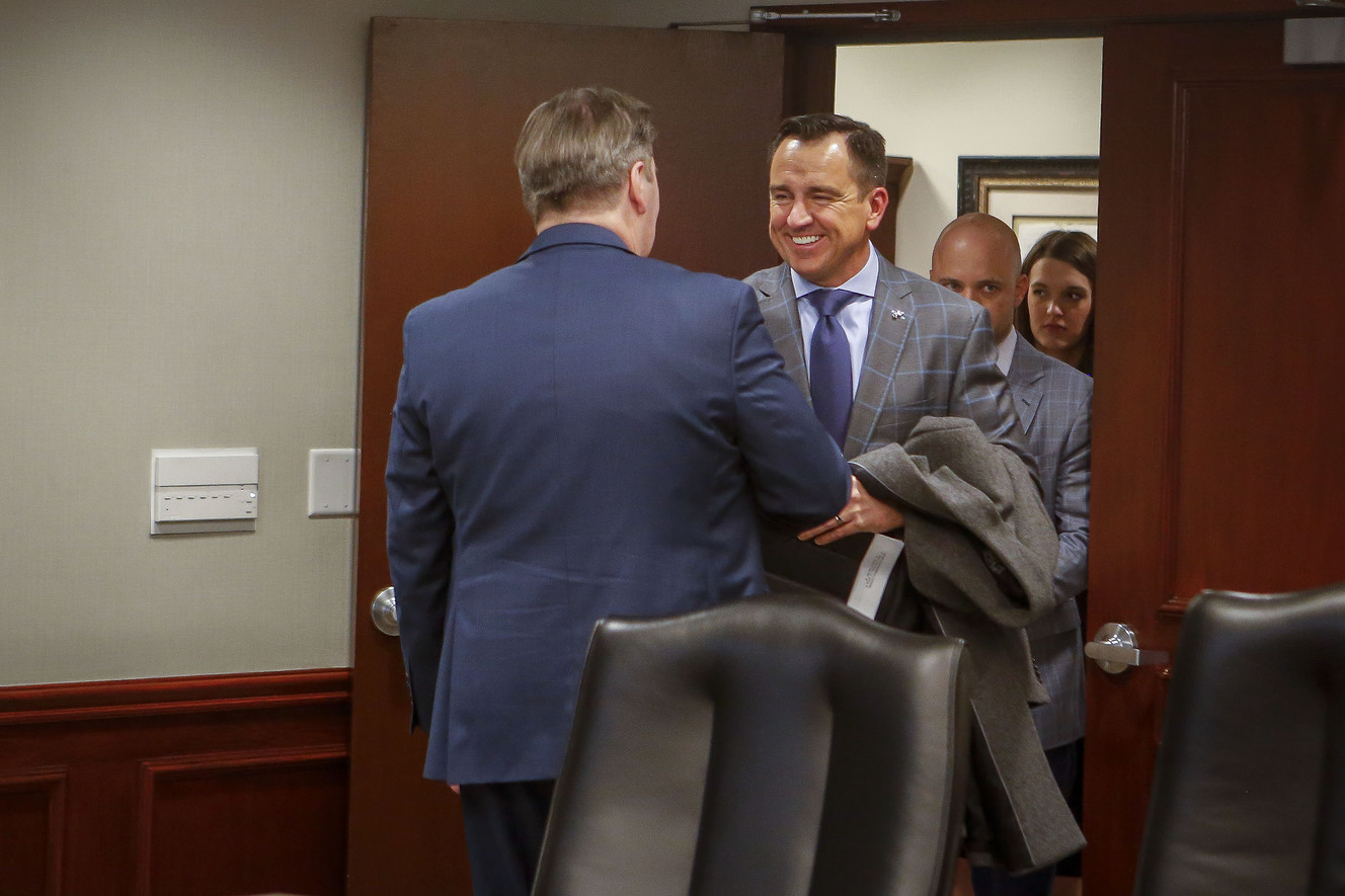 House Speaker offers proof he didn't attend secret meeting