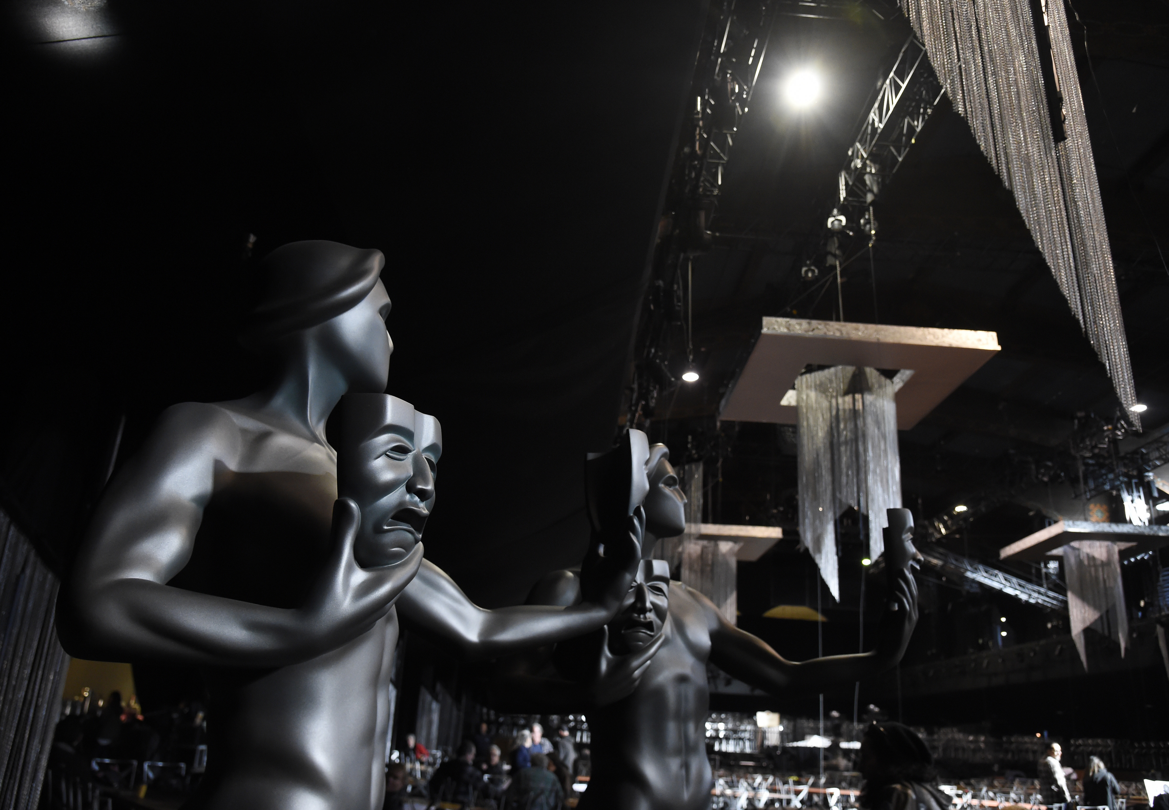 The Latest: 'Hidden Figures' cast wins SAG Award
