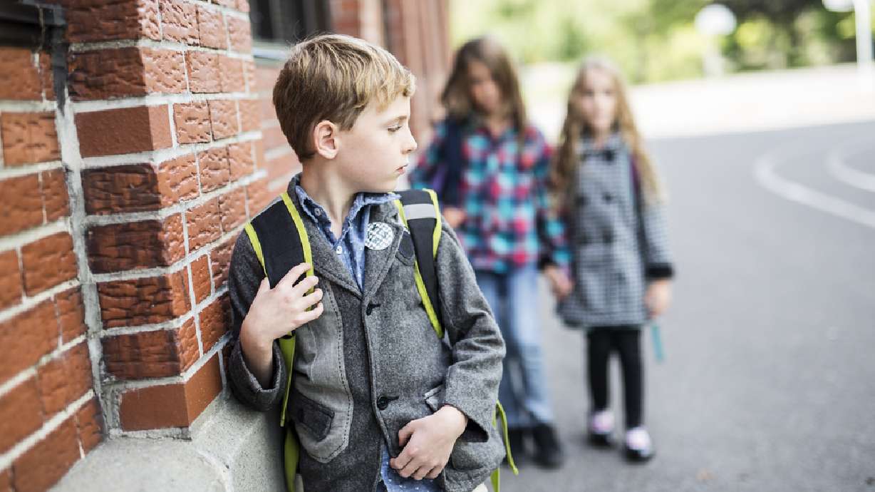 Bullied kids suffer academically, too, study says
