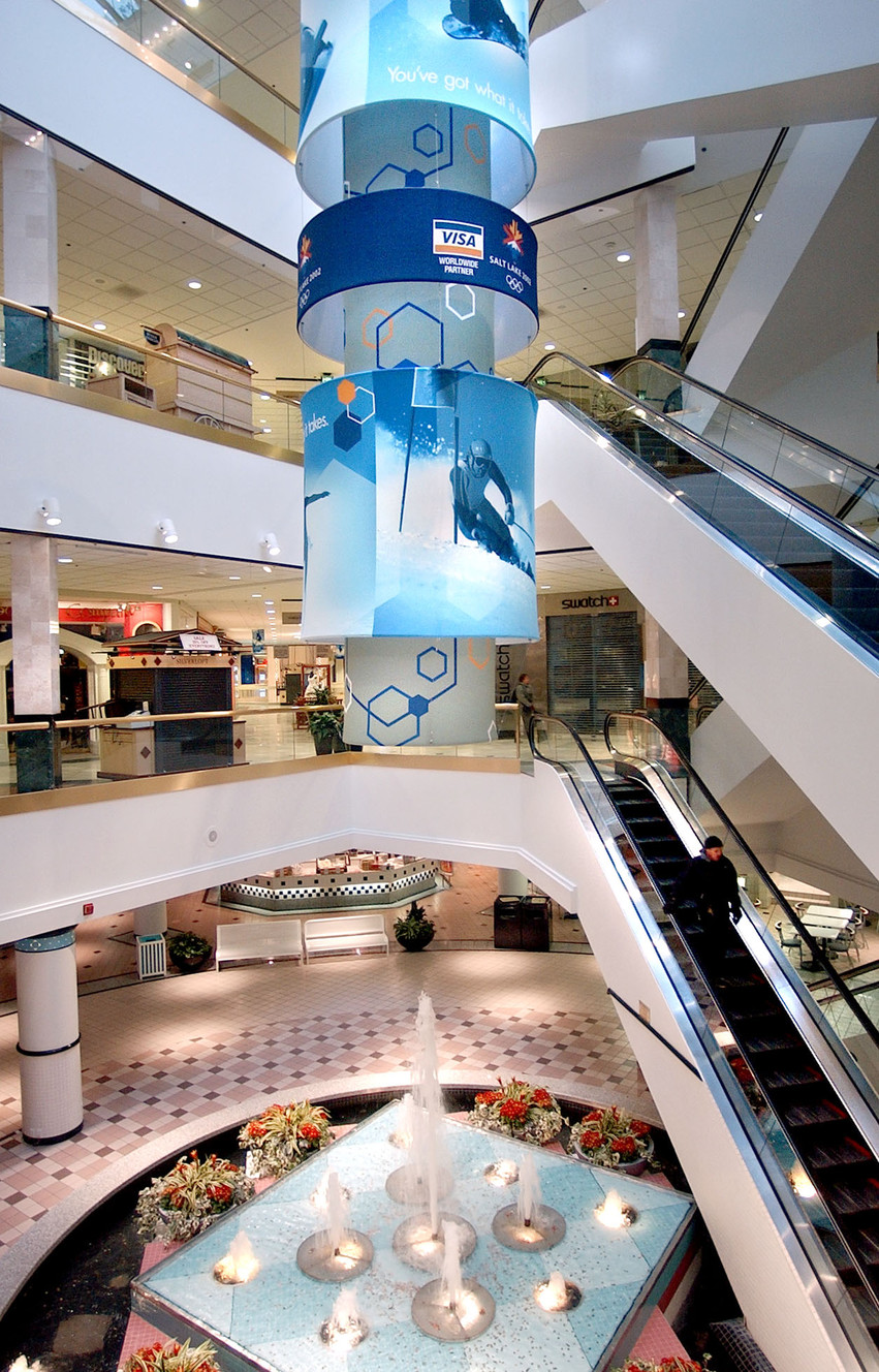 Olympic decorations at Crossroads Plaza back in Jan. 22, 2002. Many places around Utah decorated for the 2002 Winter Olympics. (Photo: Scott G. Winterton, Deseret News, File)