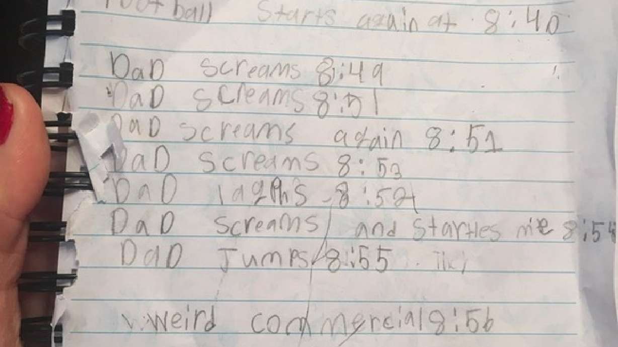 Daughter chronicles dad's reaction throughout heartbreaking Super Bowl