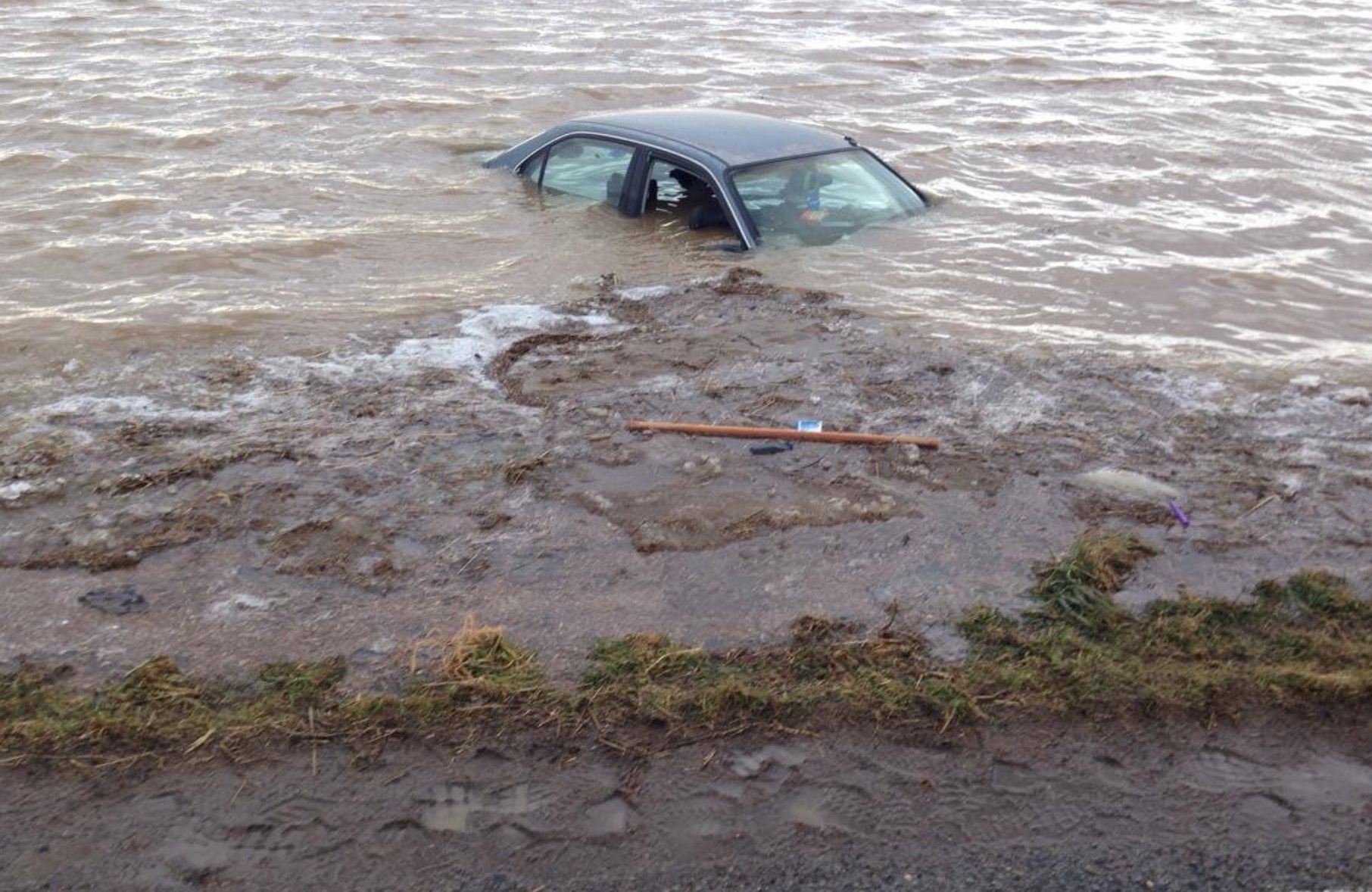 Floods overwhelming southern Idaho