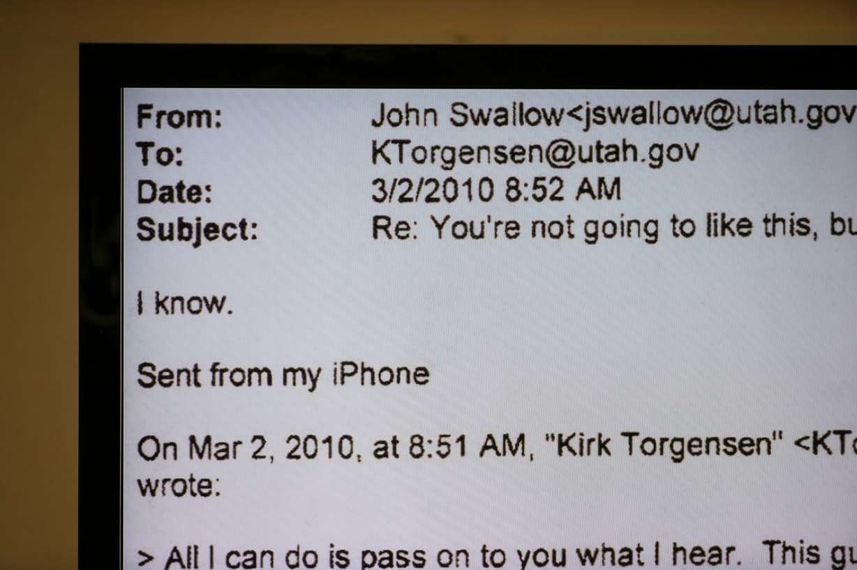 An email is displayed as evidence on a screen on the fourth day of former Utah Attorney General John Swallow's public corruption trial at the Matheson Courthouse in Salt Lake City on Friday, Feb. 10, 2017. (Photo: Spenser Heaps, Deseret News)