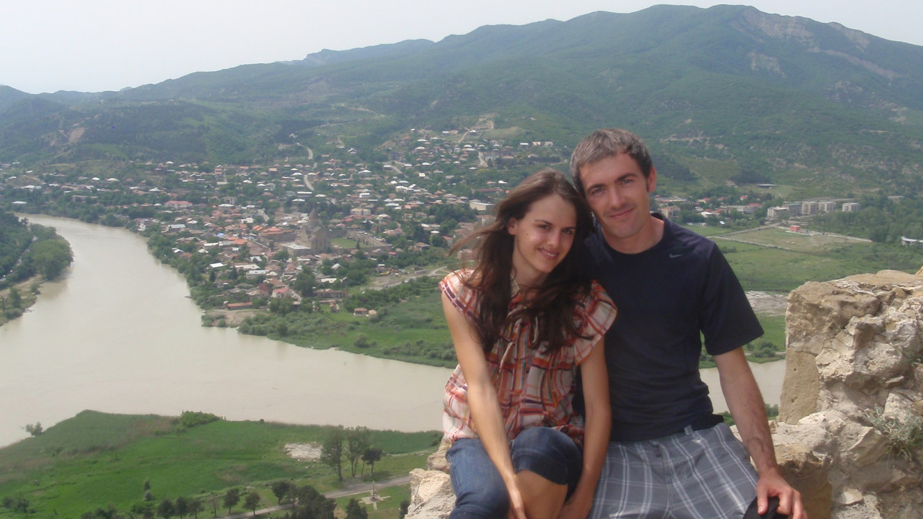 Derek and McKenzie Tillotson, on a trip before the kids came along. (Photo: Tillotson family photo)
