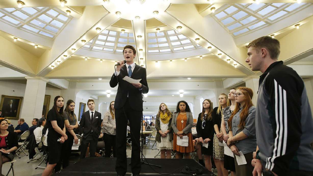 High schoolers crash Capitol to warn peers about addiction