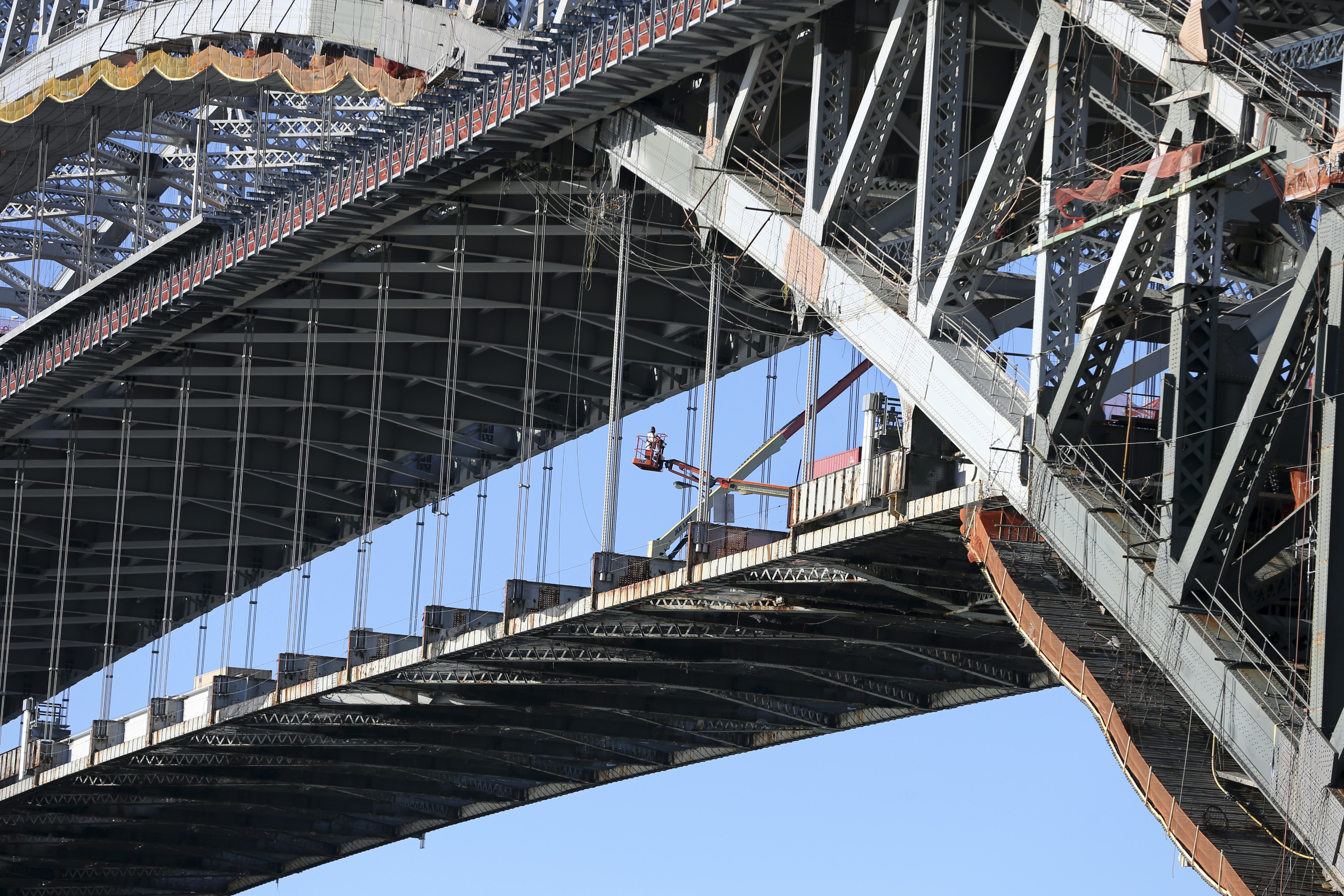 Newly raised section of Bayonne Bridge open to traffic