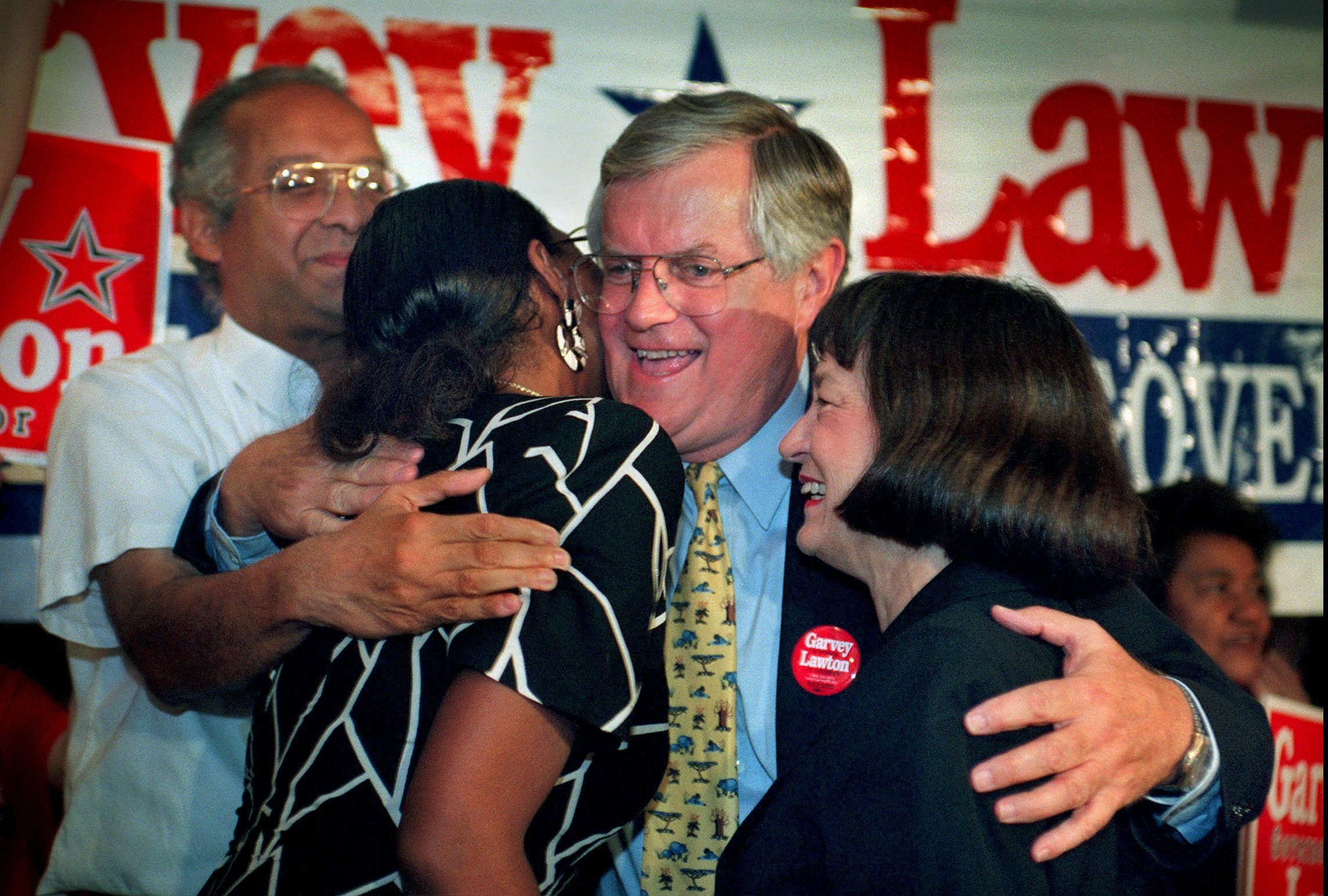 Former NFL players union director dies at age 76