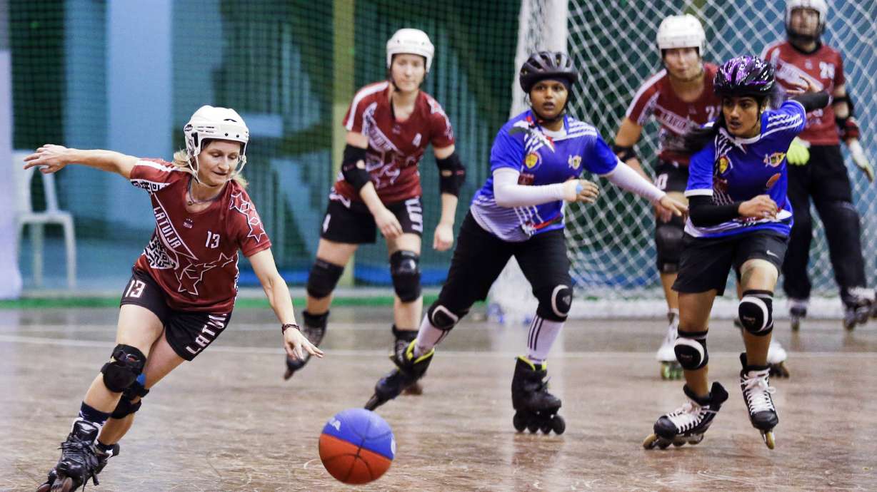 Bangladesh rolls out welcome for unusual sport on skates