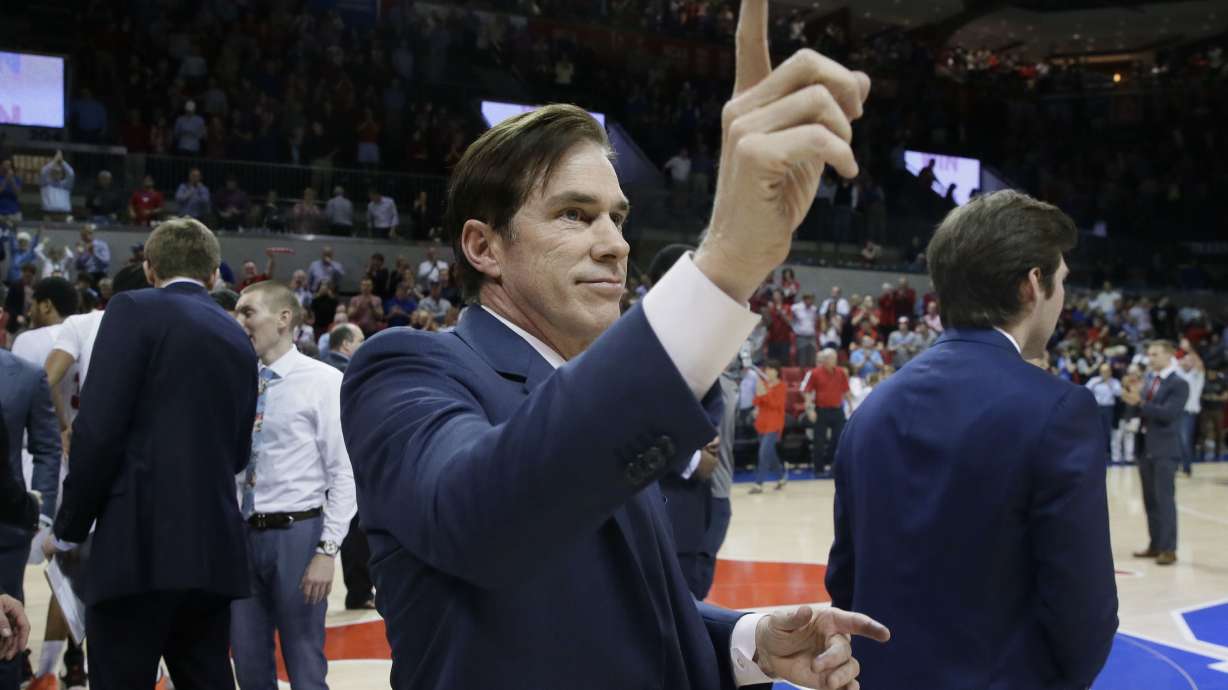 SMU winning without Brown with another NCAA bid in sight