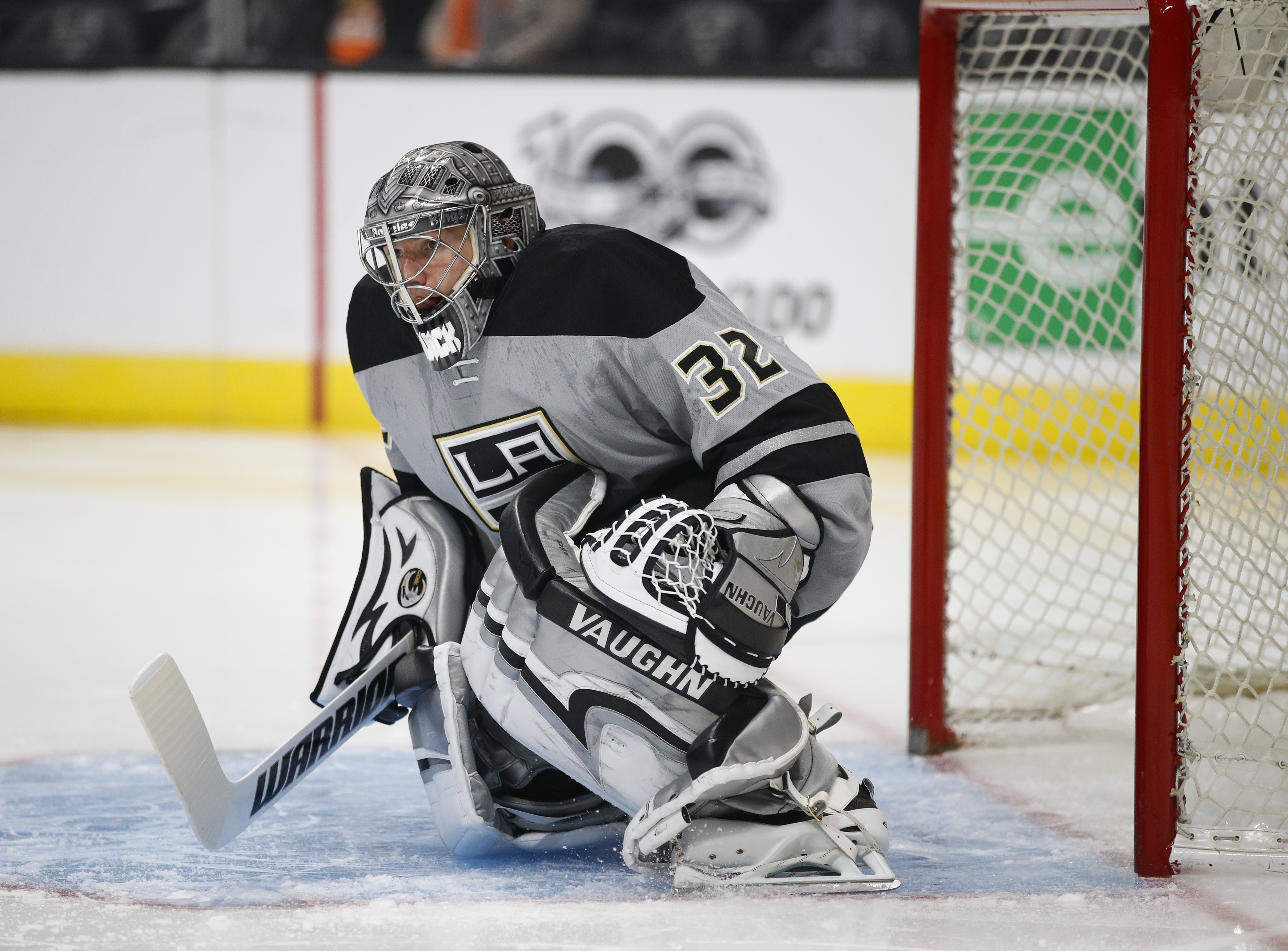 Jonathan Quick returns to spark Kings to 4-1 win over Ducks