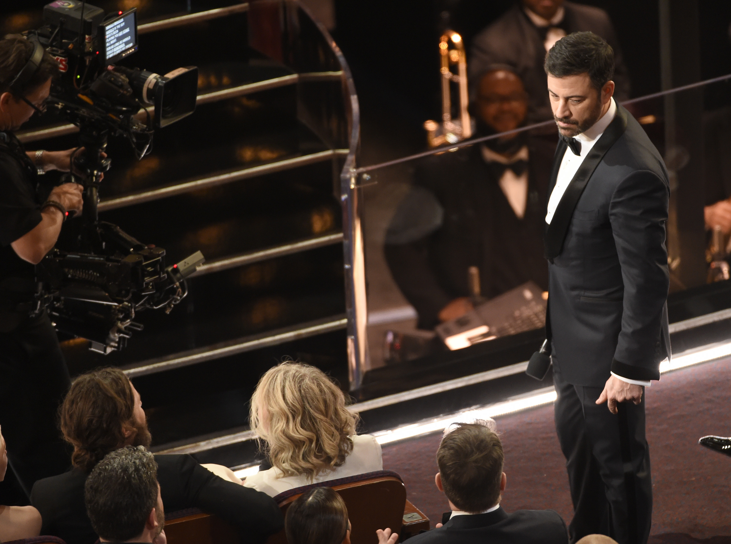 Review: What happened? Oscar host Kimmel was unflappable
