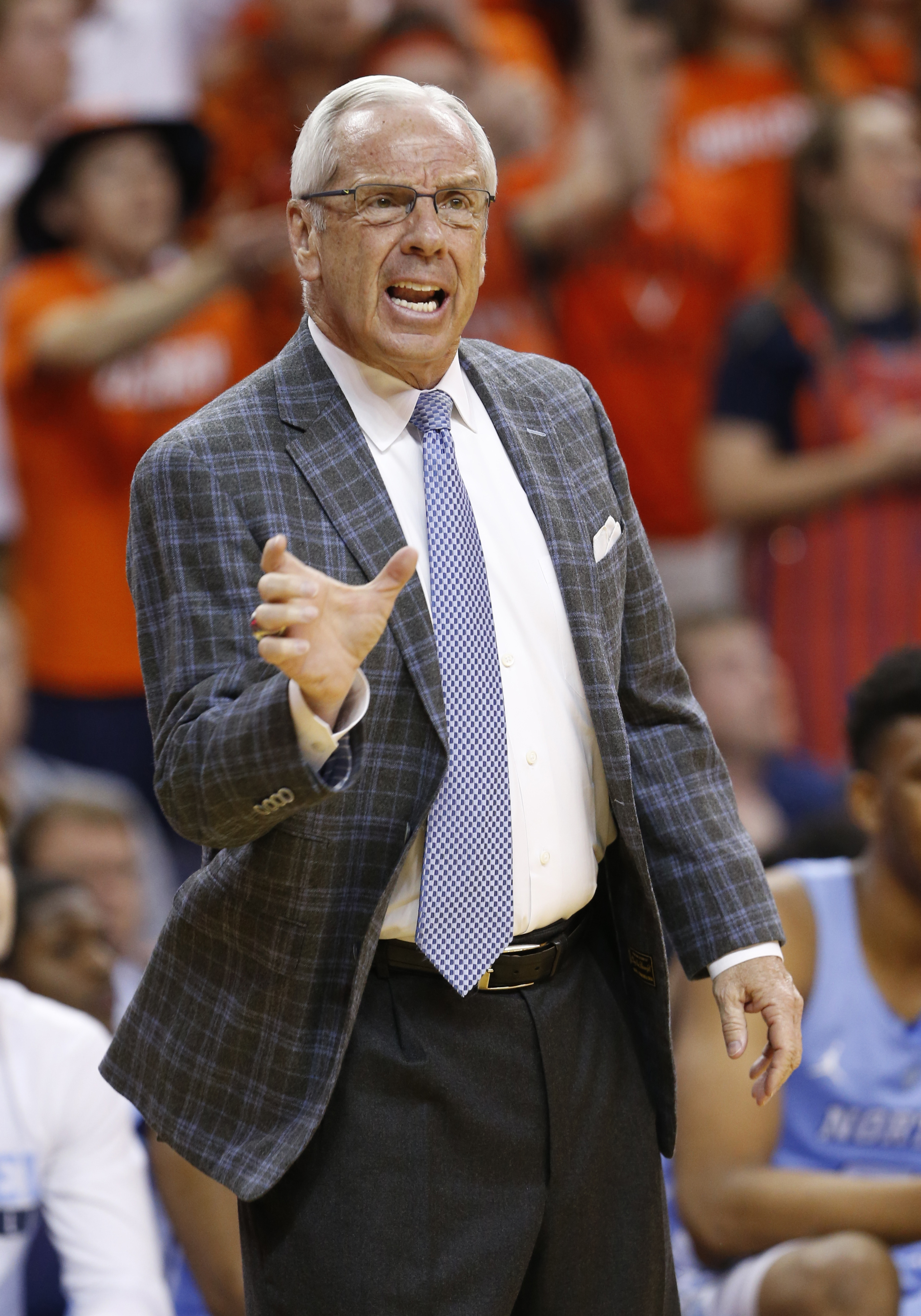 Guy, Perrantes help No. 23 Virginia beat No. 5 UNC 53-43