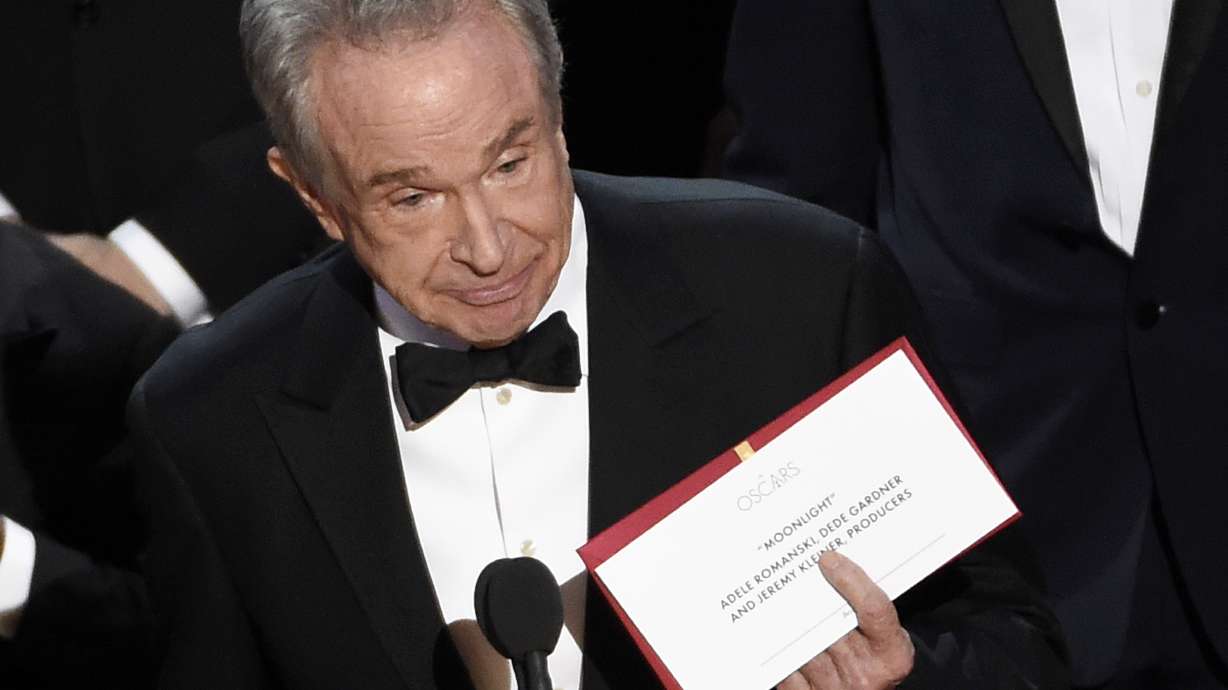 Film academy apologizes for Oscars best picture gaffe