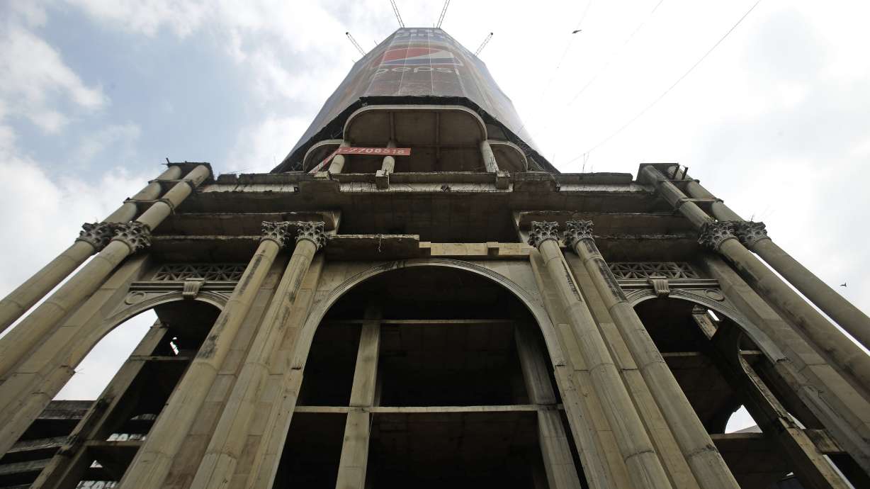 "Ghost Tower" haunts Bangkok 20 years after financial crisis