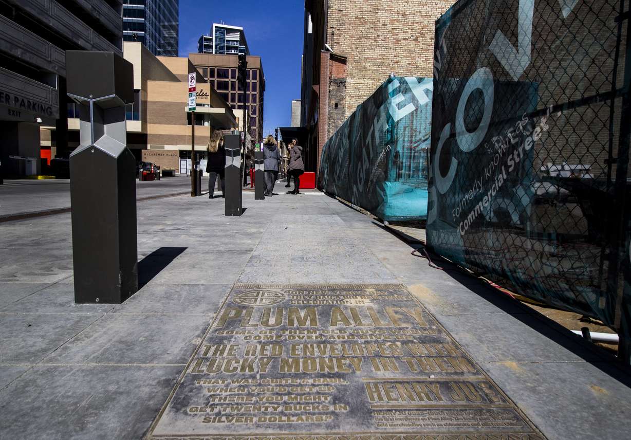 A plaque on Regent Street that honors the history of Plum Alley (Photo: Carter Williams, KSL.com)