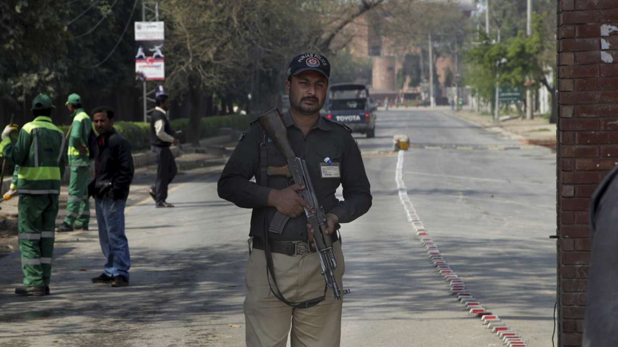 Sammy among foreign stars ready if Peshawar plays PSL final