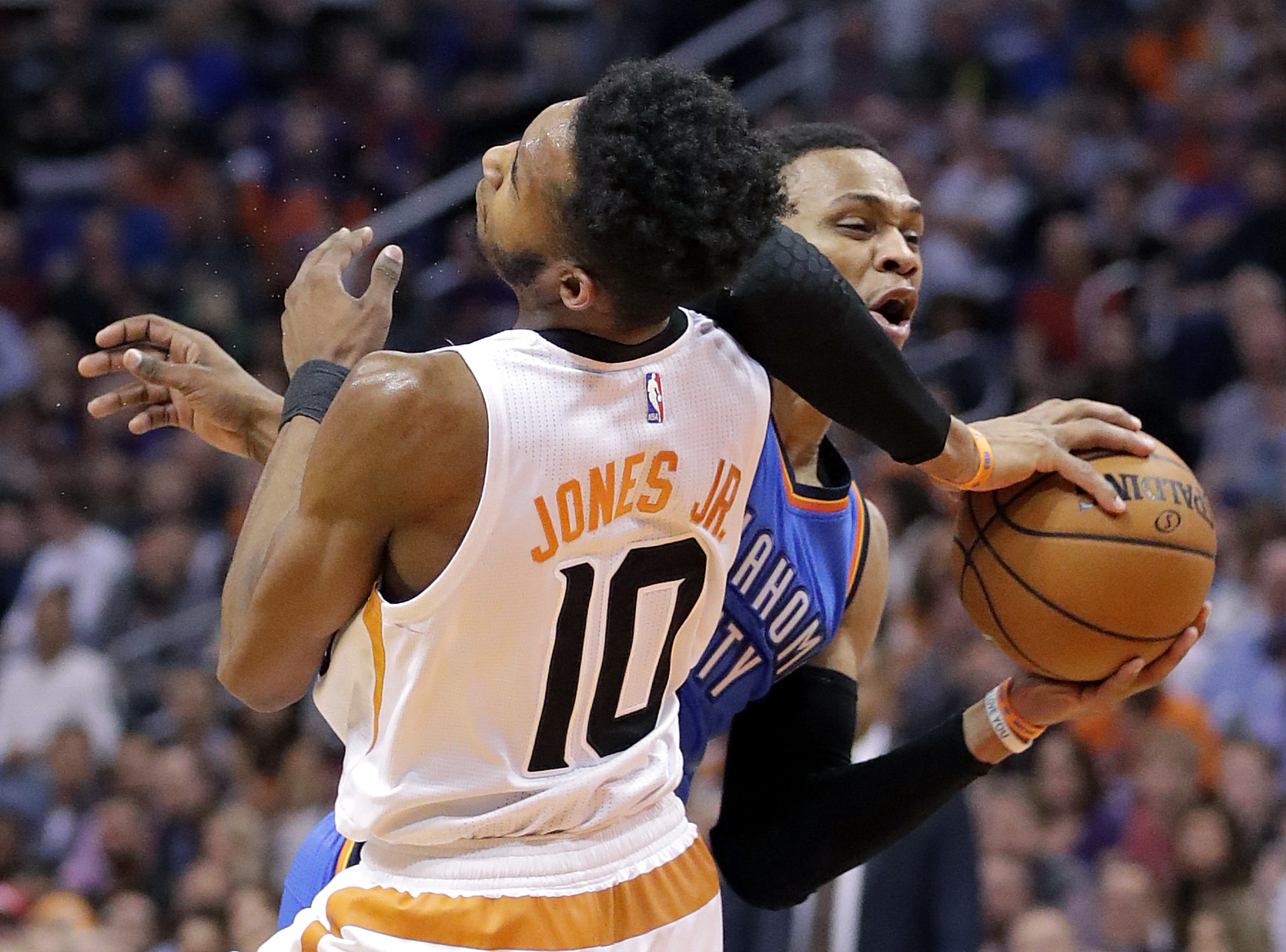 Suns top Westbrook, Thunder on broadcaster McCoy's big night