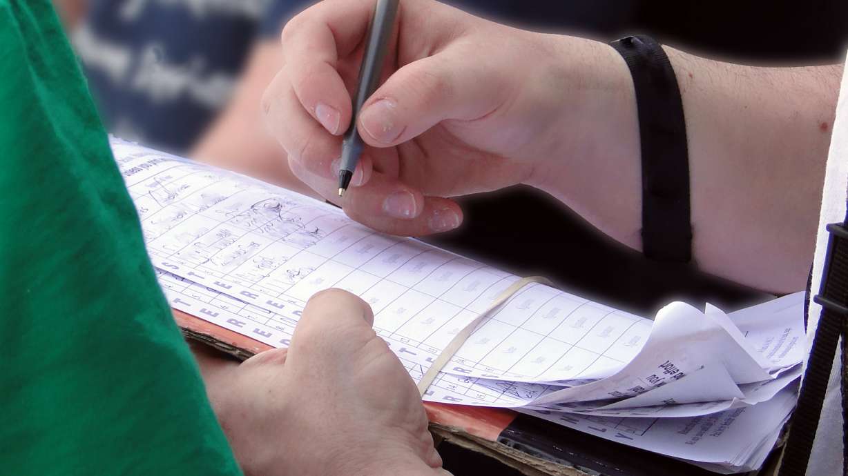 Candidates might have to choose between caucus system and signature-gathering