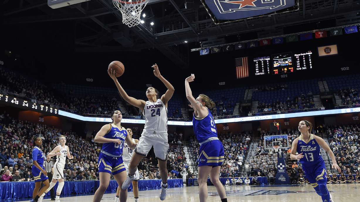 No. 1 UConn routs Tulsa, extends winning streak to 105 games