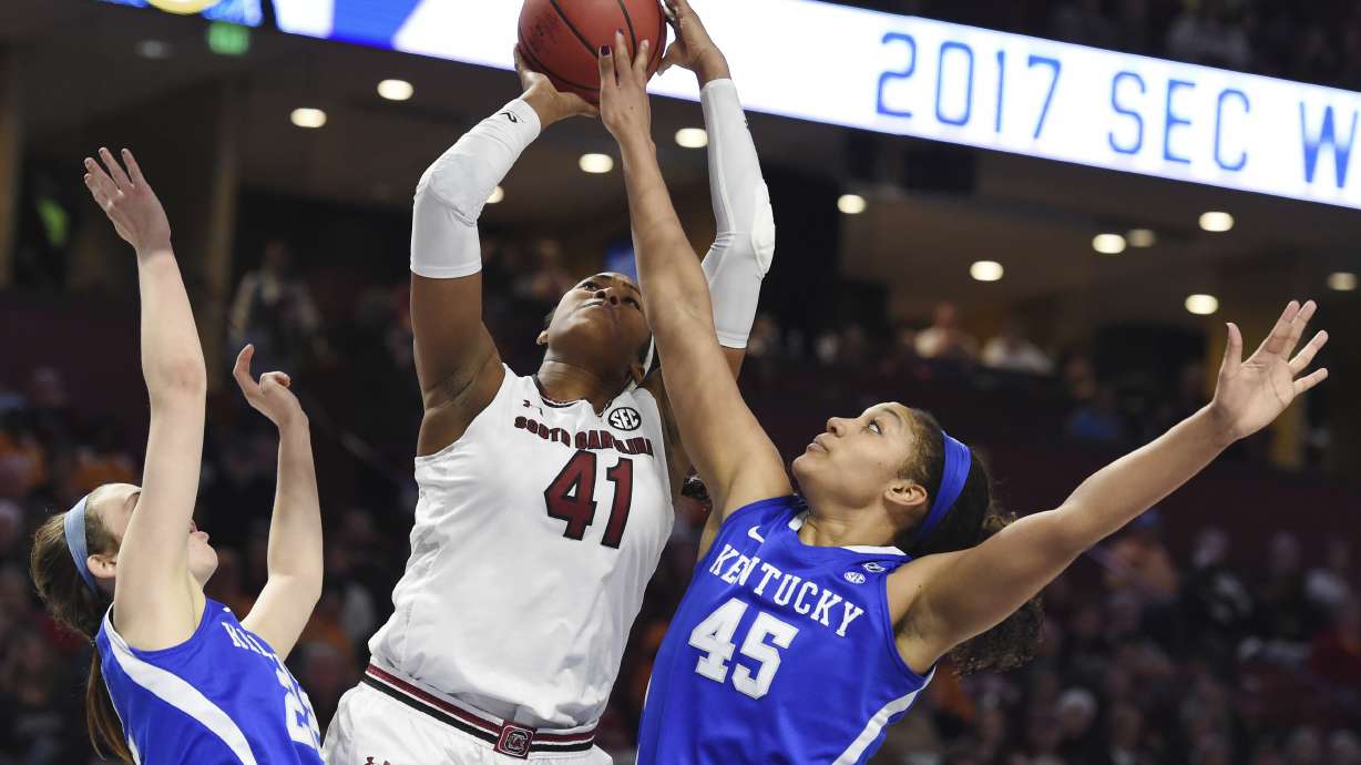 Wilson leads No. 5 South Carolina over Kentucky 89-77