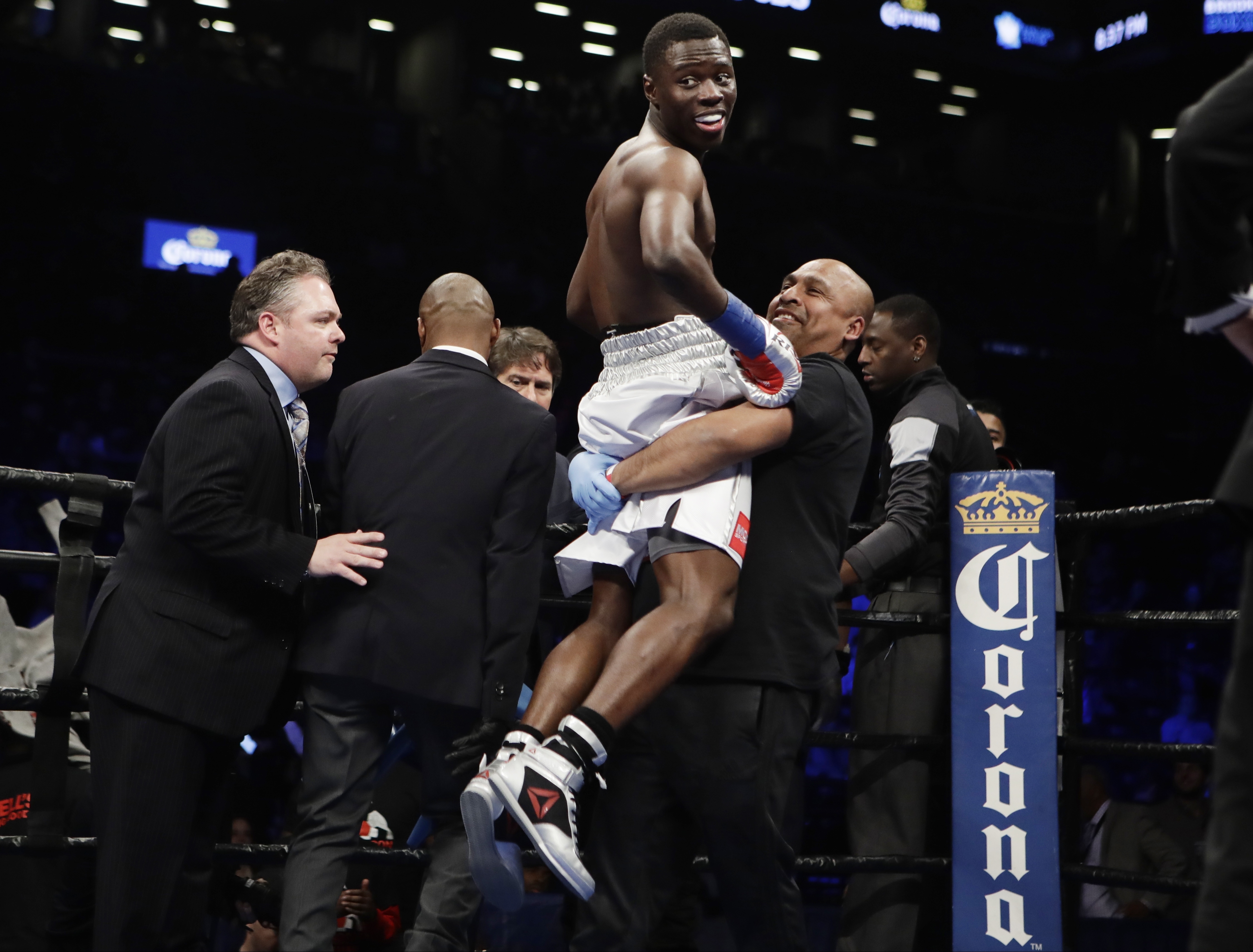 Hammer Time: Lubin remains unbeaten with KO of Cota