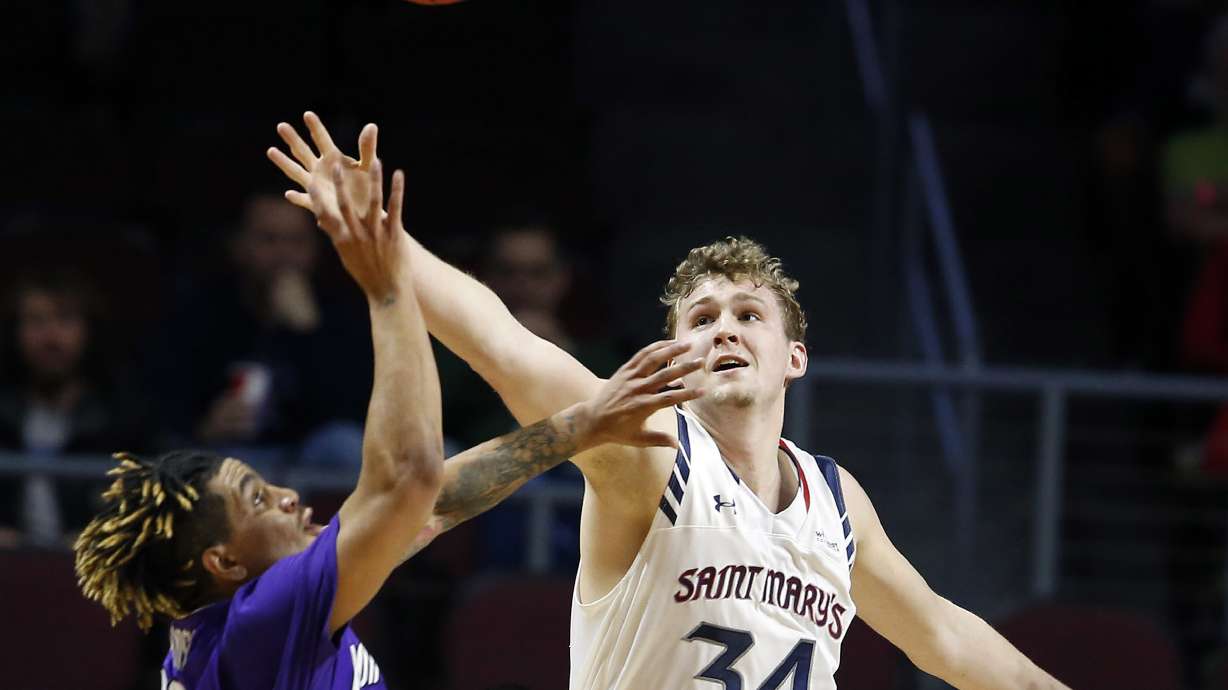 No. 20 Saint Mary's beats Portland 81-58 in WCC quarterfinal