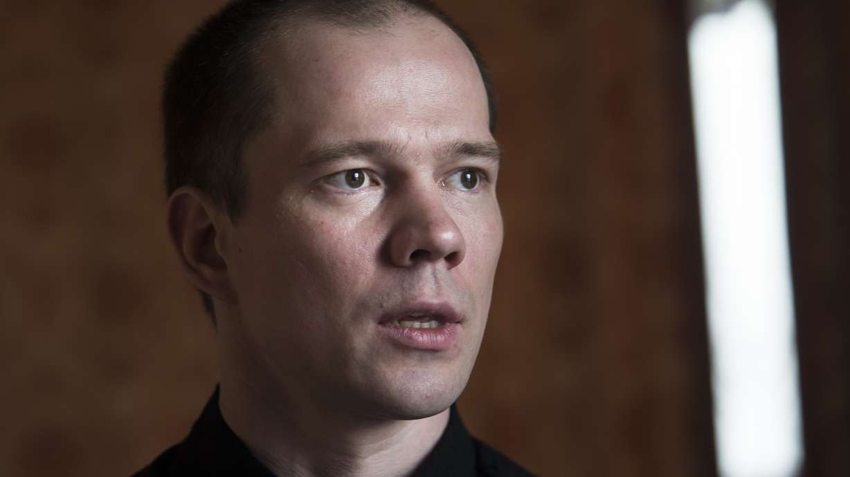 AP Interview: Russian protester decries prison conditions