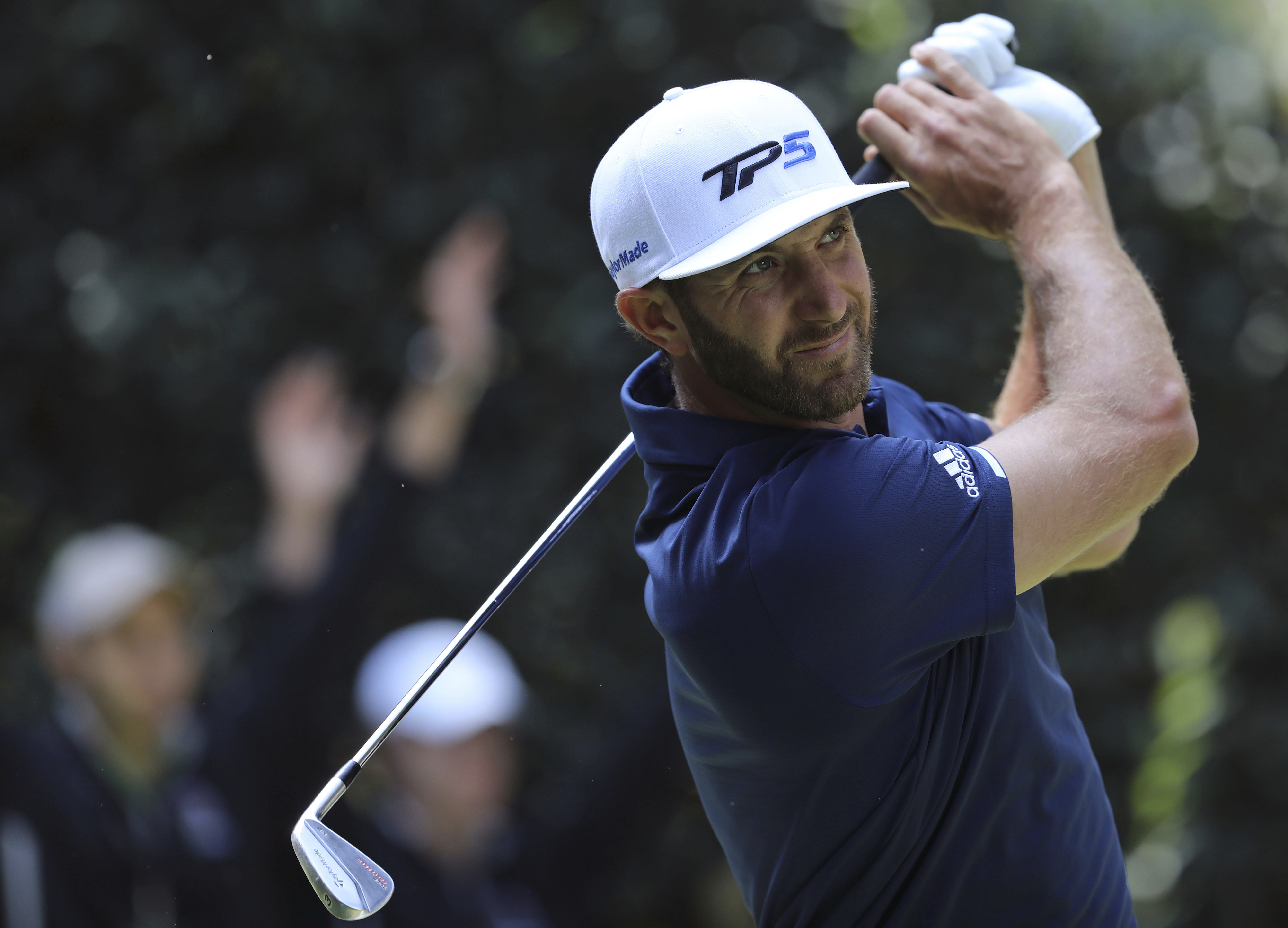 Johnson wins in Mexico in debut as No. 1 player in the world