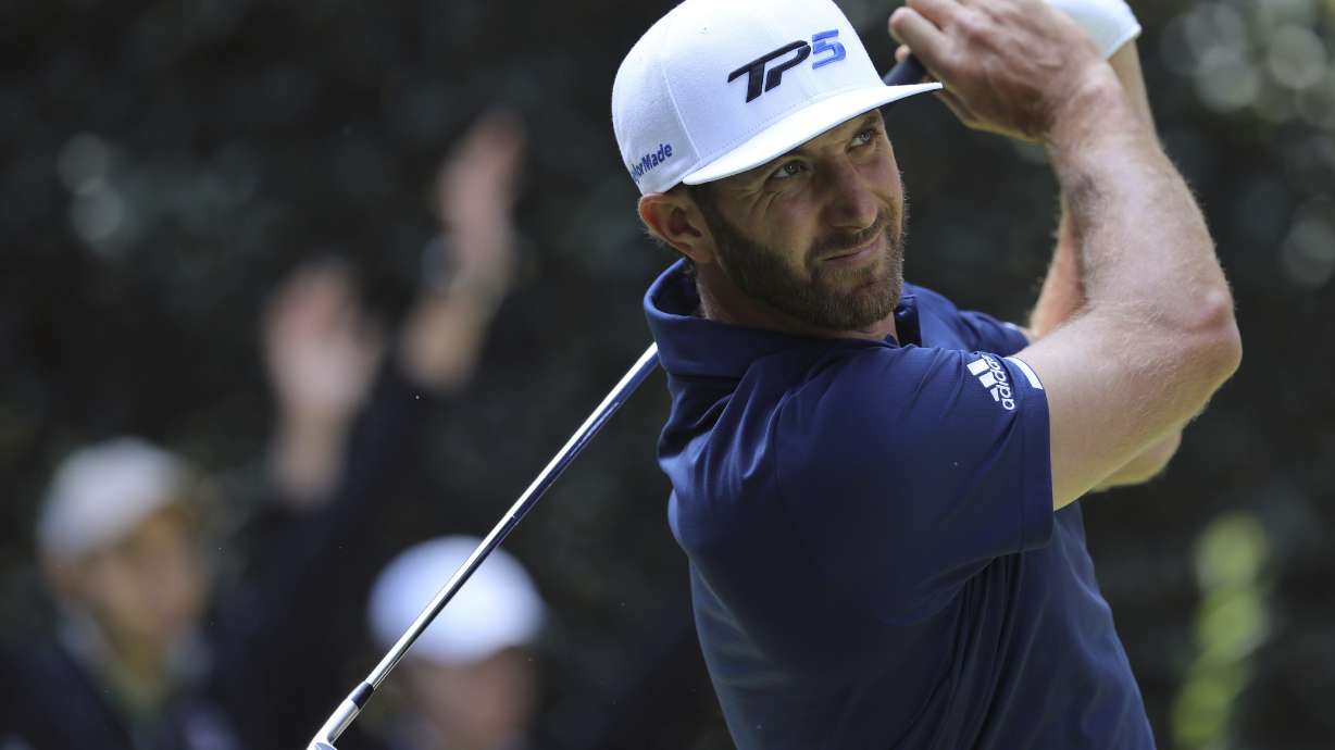 Johnson wins in Mexico in debut as No. 1 player in the world