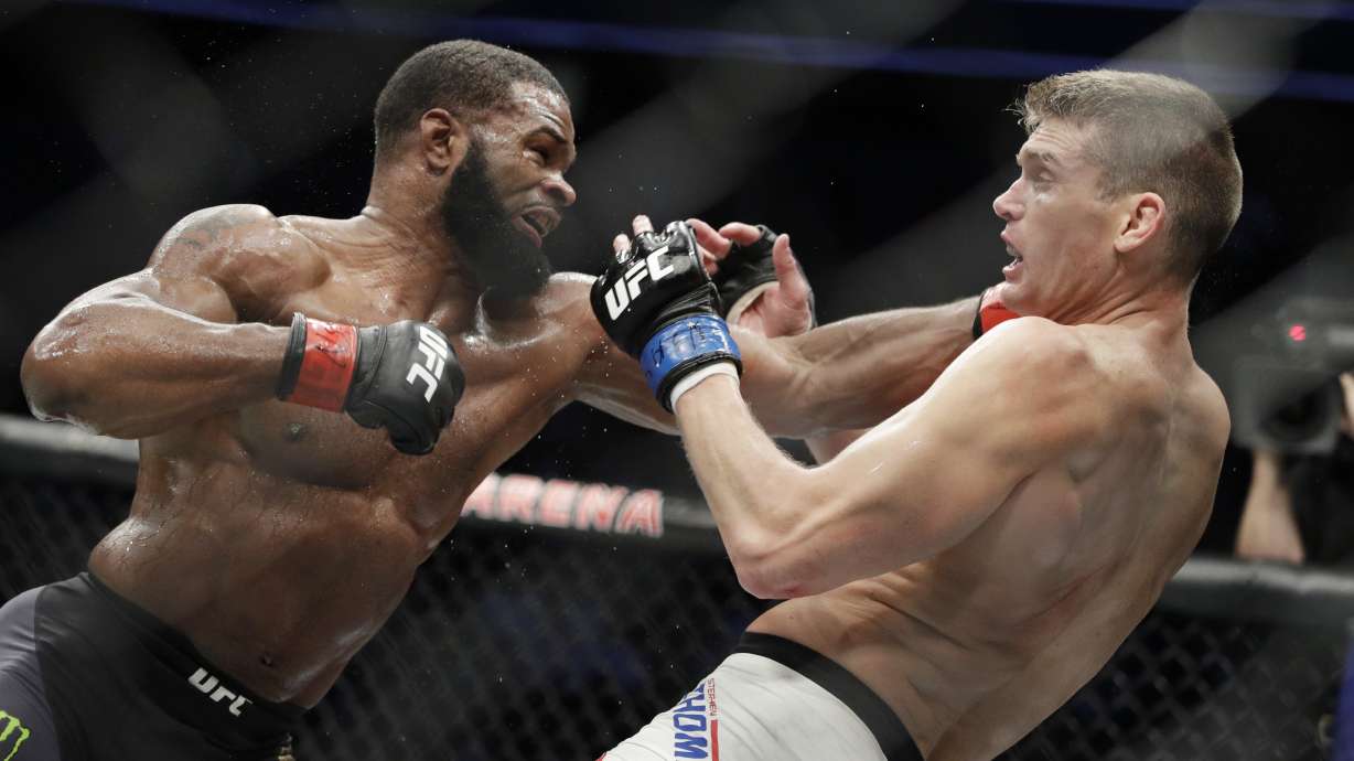 Tyron Woodley chooses smarts over slugfest, keeps UFC belt